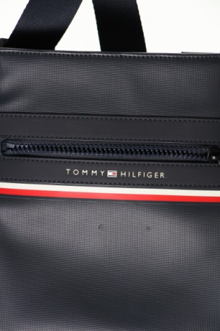 Geantă Tommy Hilfiger, Culoare Albastru, Preț 447,37 Lei