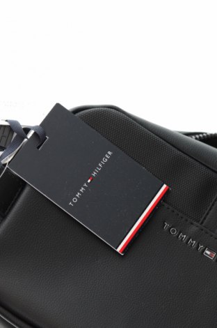 Τσάντα Tommy Hilfiger, Χρώμα Μαύρο, Τιμή 52,99 €