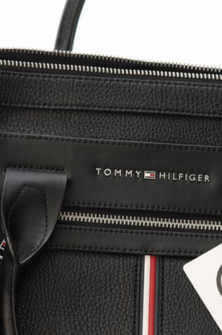 Чанта за лаптоп Tommy Hilfiger, Цвят Черен, Цена 218,00 лв.