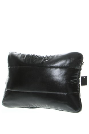 Чанта за таблет H&M Divided, Цвят Черен, Цена 23,25 лв.