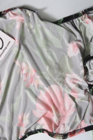 Γυναικεία μπλούζα, Μέγεθος XS, Χρώμα Πολύχρωμο, Τιμή 4,99 €
