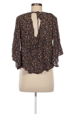 Дамска блуза Apricot, Размер M, Цвят Многоцветен, Цена 18,70 лв.