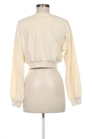 Γυναικεία μπλούζα Bershka, Μέγεθος XS, Χρώμα Εκρού, Τιμή 5,88 €