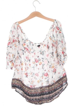 Γυναικεία μπλούζα Bershka, Μέγεθος XS, Χρώμα Πολύχρωμο, Τιμή 5,83 €
