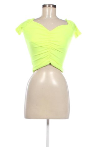 Дамска блуза Bershka, Размер S, Цвят Зелен, Цена 7,60 лв.