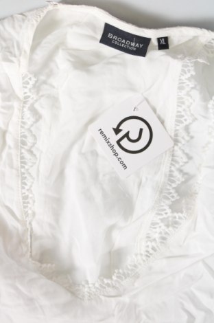 Γυναικεία μπλούζα Broadway, Μέγεθος XL, Χρώμα Λευκό, Τιμή 7,05 €