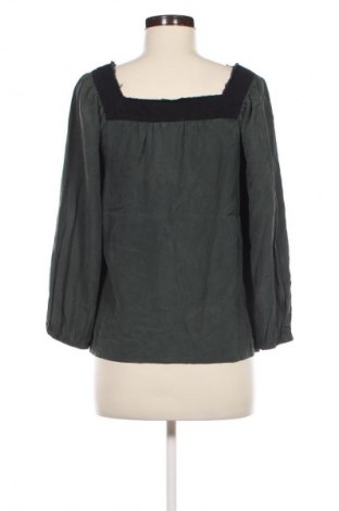 Damen Shirt Closed, Größe S, Farbe Grün, Preis 85,59 €