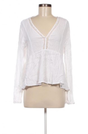 Γυναικεία μπλούζα Colloseum, Μέγεθος M, Χρώμα Λευκό, Τιμή 10,55 €