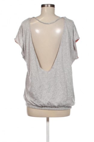 Damen Shirt Crazy World, Größe L, Farbe Grau, Preis € 3,99