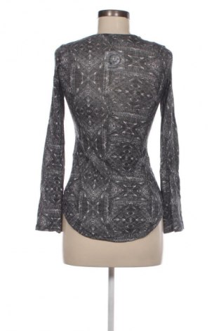 Γυναικεία μπλούζα Gina Tricot, Μέγεθος XS, Χρώμα Γκρί, Τιμή 4,33 €