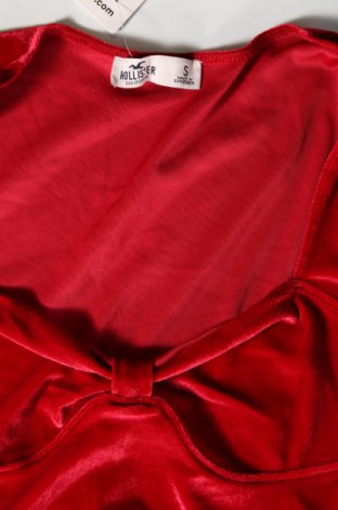 Дамска блуза Hollister, Размер S, Цвят Червен, Цена 13,60 лв.