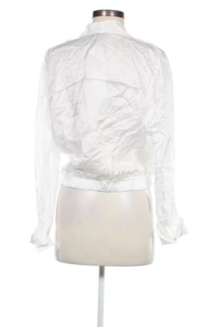 Damen Shirt Motivi, Größe M, Farbe Weiß, Preis 32,36 €