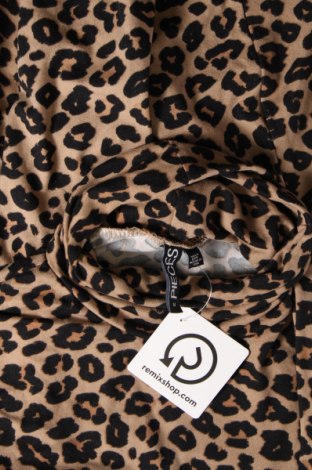 Дамска блуза Pieces, Размер M, Цвят Многоцветен, Цена 10,00 лв.