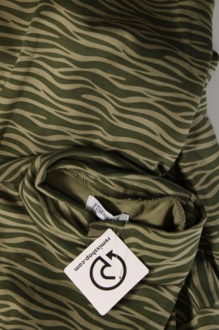 Damen Shirt True Spirit, Größe S, Farbe Grün, Preis 5,95 €