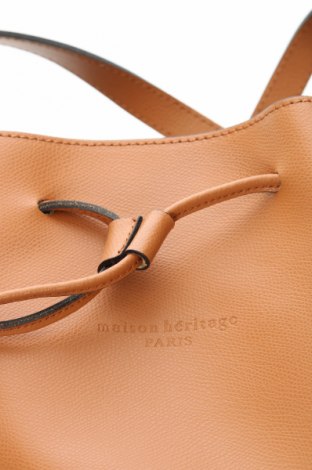 Дамска чанта Maison Heritage, Цвят Кафяв, Цена 493,05 лв.