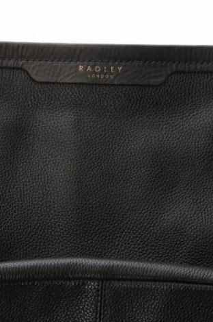 Geantă de femei Radley, Culoare Negru, Preț 370,94 Lei