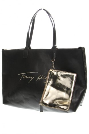 Дамска чанта Tommy Hilfiger, Цвят Черен, Цена 157,92 лв.