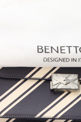 Дамска чанта United Colors Of Benetton, Цвят Многоцветен, Цена 41,00 лв.