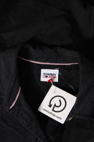 Дамска риза Tommy Jeans, Размер XS, Цвят Черен, Цена 136,00 лв.