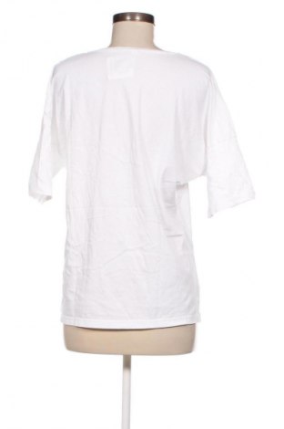 Γυναικείο t-shirt American Apparel, Μέγεθος M, Χρώμα Λευκό, Τιμή 7,43 €