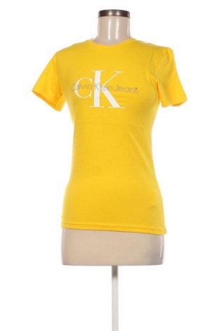 Dámske tričko Calvin Klein Jeans, Veľkosť XS, Farba Žltá, Cena  27,78 €