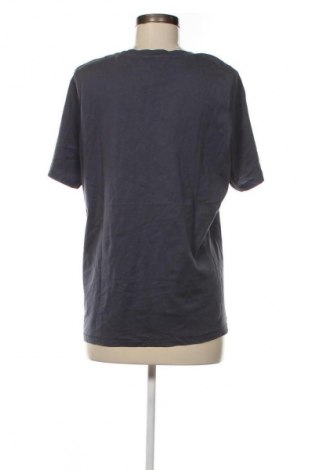 Γυναικείο t-shirt Essentials by Tchibo, Μέγεθος XL, Χρώμα Γκρί, Τιμή 8,04 €