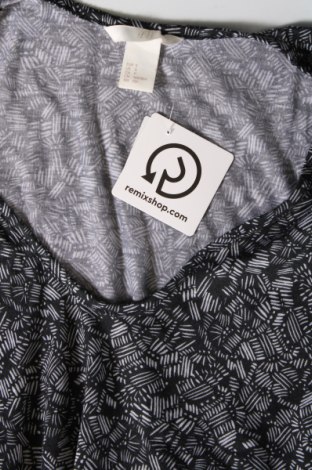 Damen T-Shirt H&M, Größe S, Farbe Mehrfarbig, Preis € 4,98