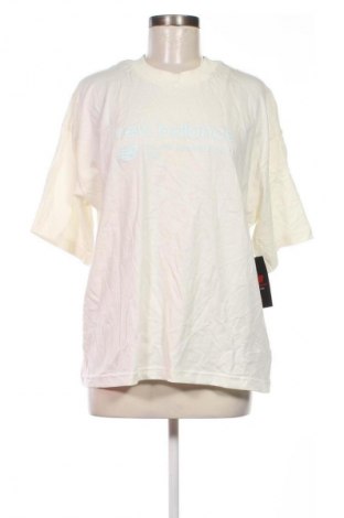 Γυναικείο t-shirt New Balance, Μέγεθος M, Χρώμα Εκρού, Τιμή 11,49 €