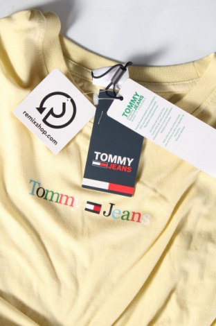 Tricou de femei Tommy Jeans, Mărime S, Culoare Galben, Preț 161,99 Lei