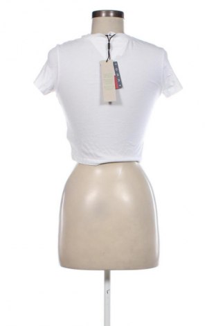 Γυναικείο t-shirt Tommy Jeans, Μέγεθος S, Χρώμα Λευκό, Τιμή 39,69 €