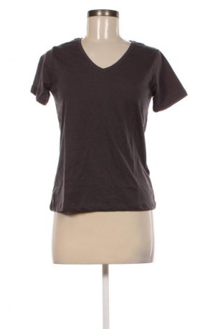 Damen T-Shirt Trendyol, Größe XS, Farbe Grau, Preis 5,49 €