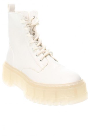 Dámské boty  Bershka, Velikost 37, Barva Bílá, Cena  667,00 Kč