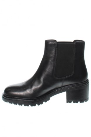 Botine de damă Geox, Mărime 39, Culoare Negru, Preț 871,71 Lei