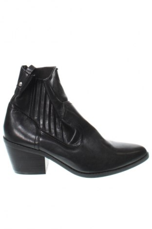 Dámské boty  Graceland, Velikost 39, Barva Černá, Cena  383,00 Kč