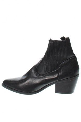 Botine de damă Graceland, Mărime 39, Culoare Negru, Preț 90,99 Lei