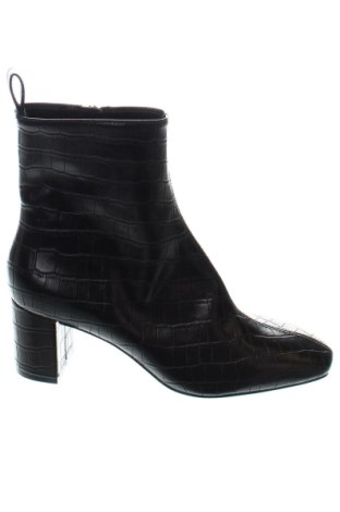 Γυναικεία μποτάκια H&M, Μέγεθος 37, Χρώμα Μαύρο, Τιμή 19,30 €