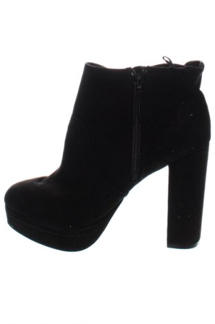 Botine de damă H&M, Mărime 38, Culoare Negru, Preț 110,99 Lei