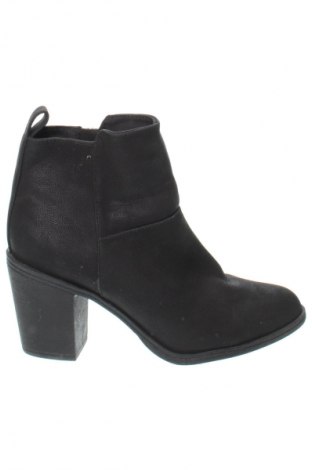 Dámské boty  H&M Divided, Velikost 38, Barva Černá, Cena  383,00 Kč