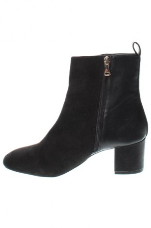 Botine de damă Lascana, Mărime 39, Culoare Negru, Preț 126,99 Lei