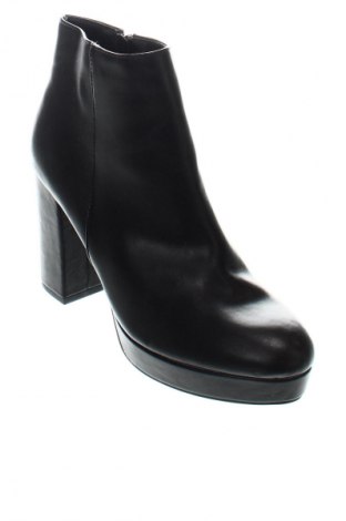 Botine de damă New York Laundry, Mărime 40, Culoare Negru, Preț 87,40 Lei