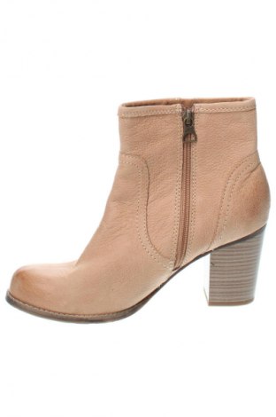 Damen Stiefeletten S.Oliver, Größe 40, Farbe Beige, Preis € 52,19