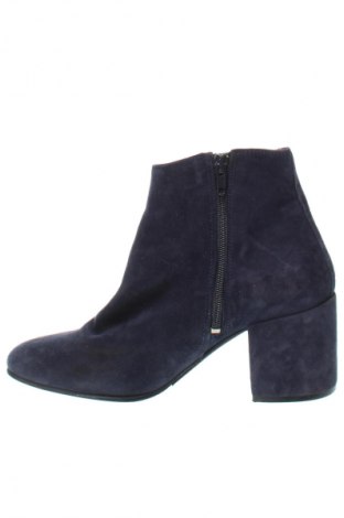 Botine de damă Selected Femme, Mărime 36, Culoare Albastru, Preț 381,58 Lei