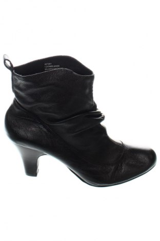 Dámské boty  Steve Madden, Velikost 42, Barva Černá, Cena  1 849,00 Kč