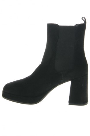 Botine de damă Tamaris, Mărime 38, Culoare Negru, Preț 565,79 Lei