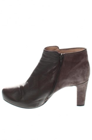 Botine de damă Unisa, Mărime 41, Culoare Gri, Preț 190,99 Lei