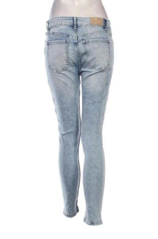 Damen Jeans Amisu, Größe M, Farbe Blau, Preis € 6,99