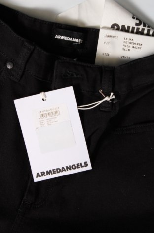 Damen Jeans Armedangels, Größe S, Farbe Schwarz, Preis 44,33 €