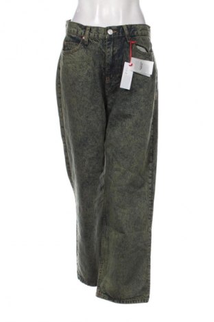 Dámske džínsy  BDG, Veľkosť M, Farba Zelená, Cena  23,97 €