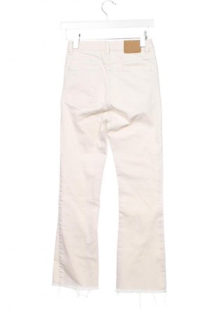 Damen Jeans Bershka, Größe S, Farbe Weiß, Preis 8,90 €