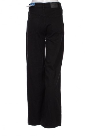 Damen Jeans Bershka, Größe S, Farbe Schwarz, Preis 16,01 €
